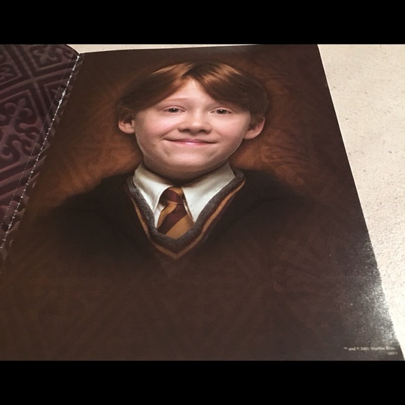Poster Book Harry Potter +The Sorcerer's Stone 9" x 12" Pull Out Posters - Picture 5 of 12